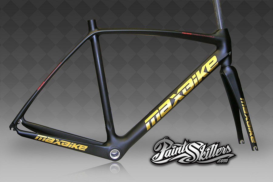 Maxbike černozlatý rám
